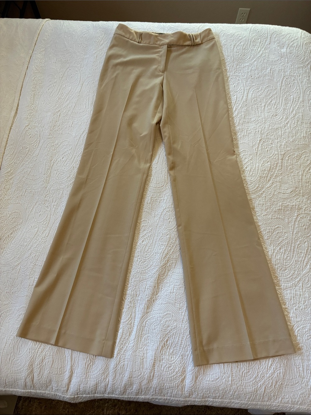 Kingslee Greene Beige Women’s Wide-Leg Dress Pants Size 4